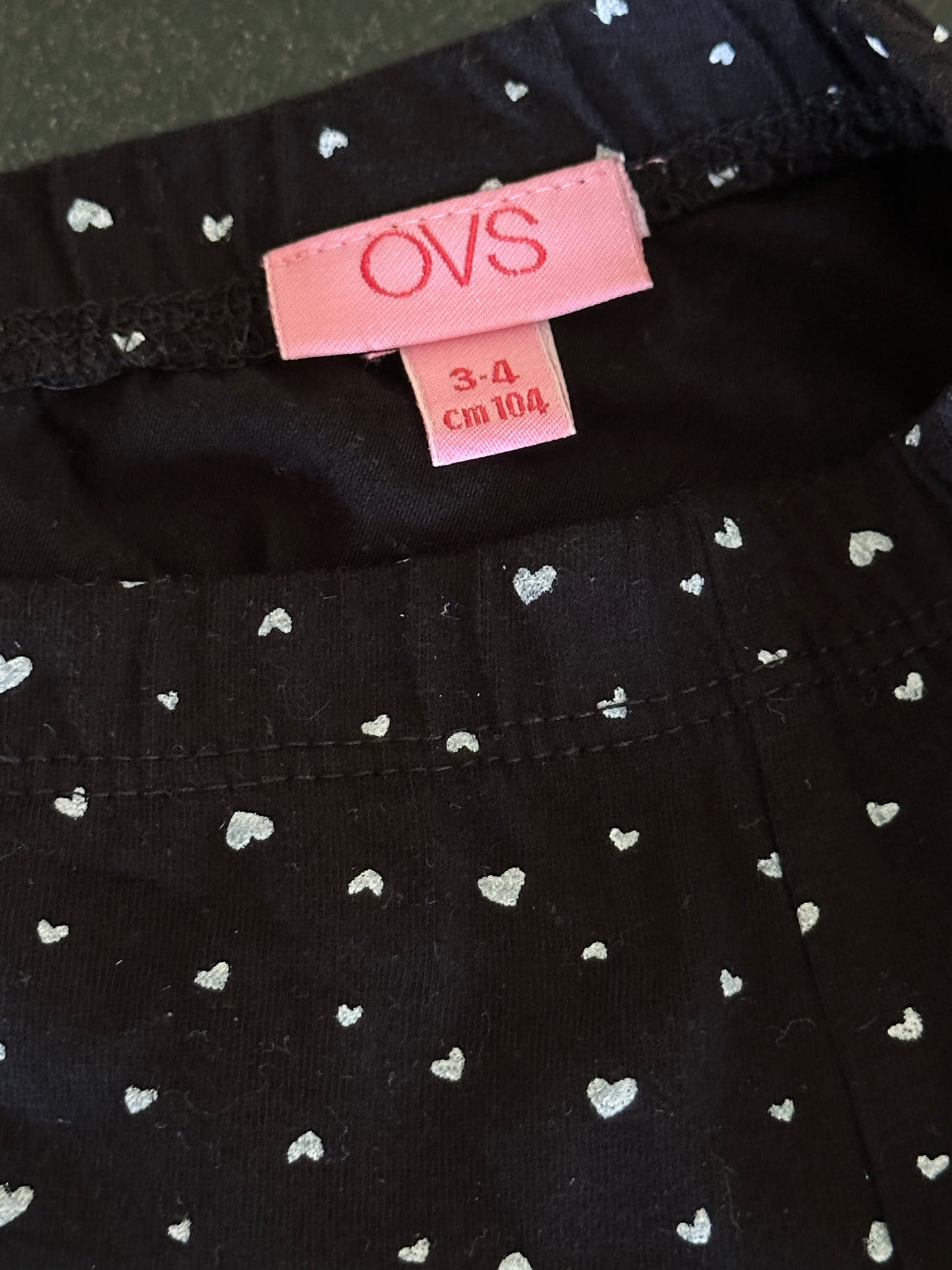 Leggings mit Herzen Gr. 104