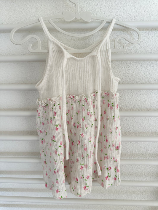 Weisses Kleid mit rosa Blümchen Gr. 74