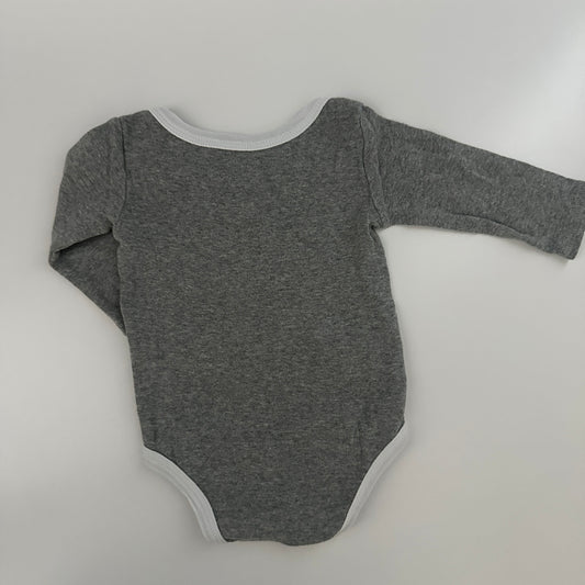 Nike Baby Langarmbody Gr. 50–68 Grau mit Logo