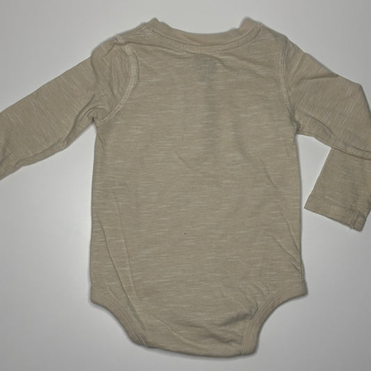 Langarmbody mit Holzknöpfen Gr. 74