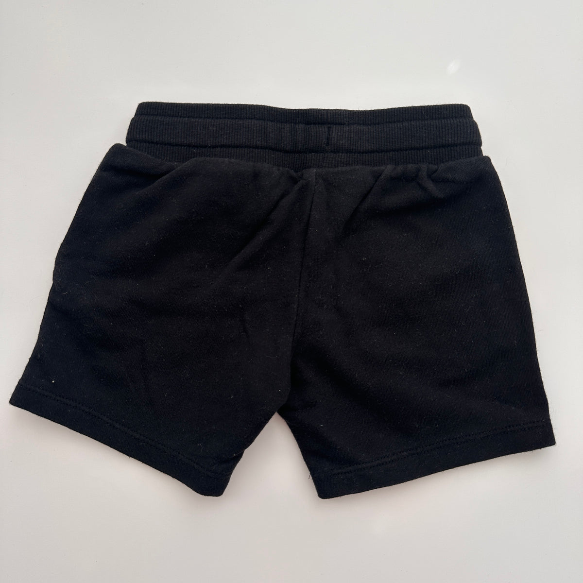 H&M Kinder Sweatshorts Schwarz Gr. 92