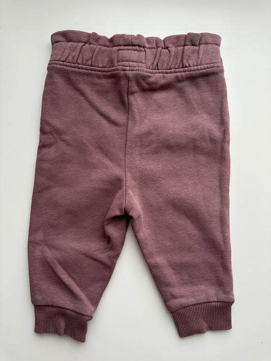Baby Jogginghose Altrosa Gr. 62/68 mit Rüschenbund