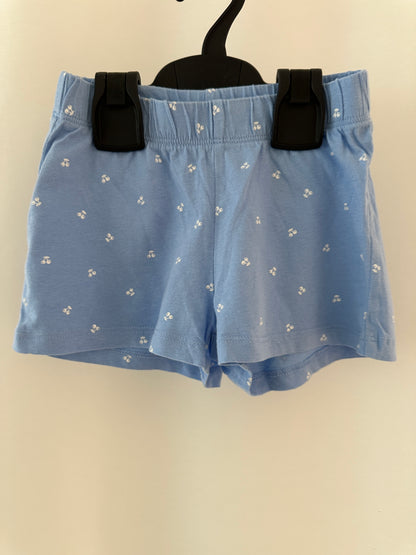 Zweiteiler Sommerset mit kleinen Kirschen