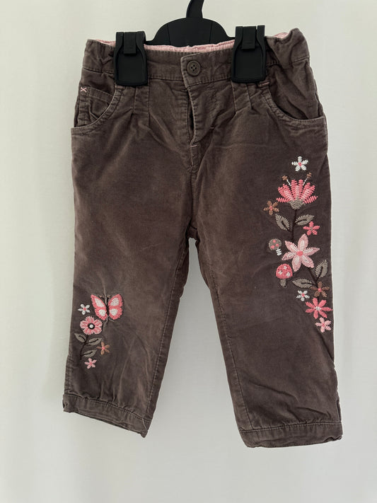 Hose lang, gefüttert mit Blumen Gr. 86