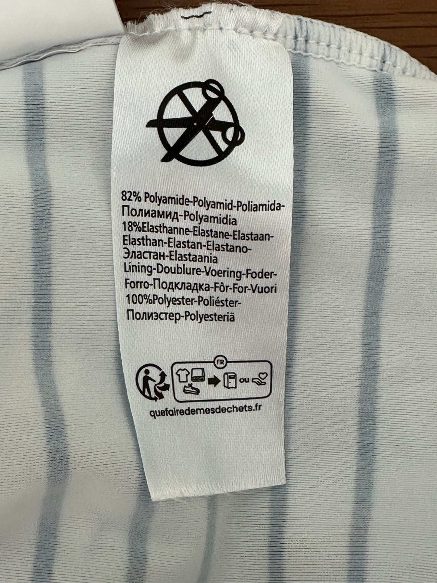 Badeanzug mit Herz Gr. 62