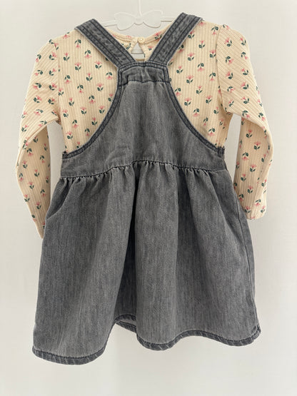 Latzhosen-Kleid mit Pullover Set Gr. 80