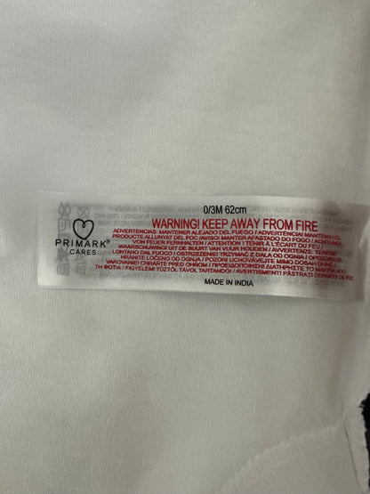 Unterhemd mit Schlaufe