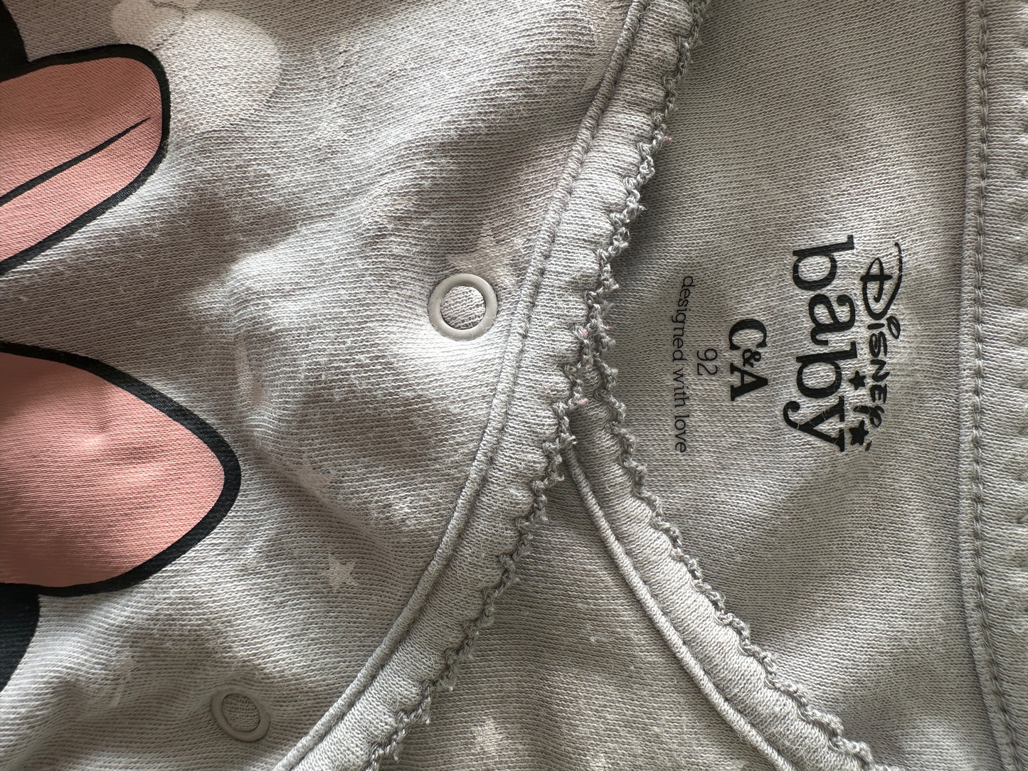 Pyjama Einteiler mit weissen Herzen Gr. 92