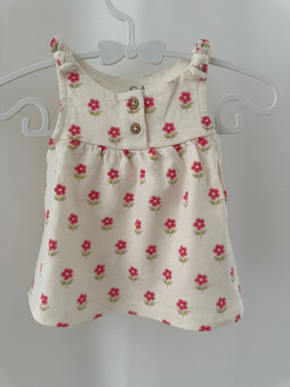 Kleidchen mit Blumen Gr. 62