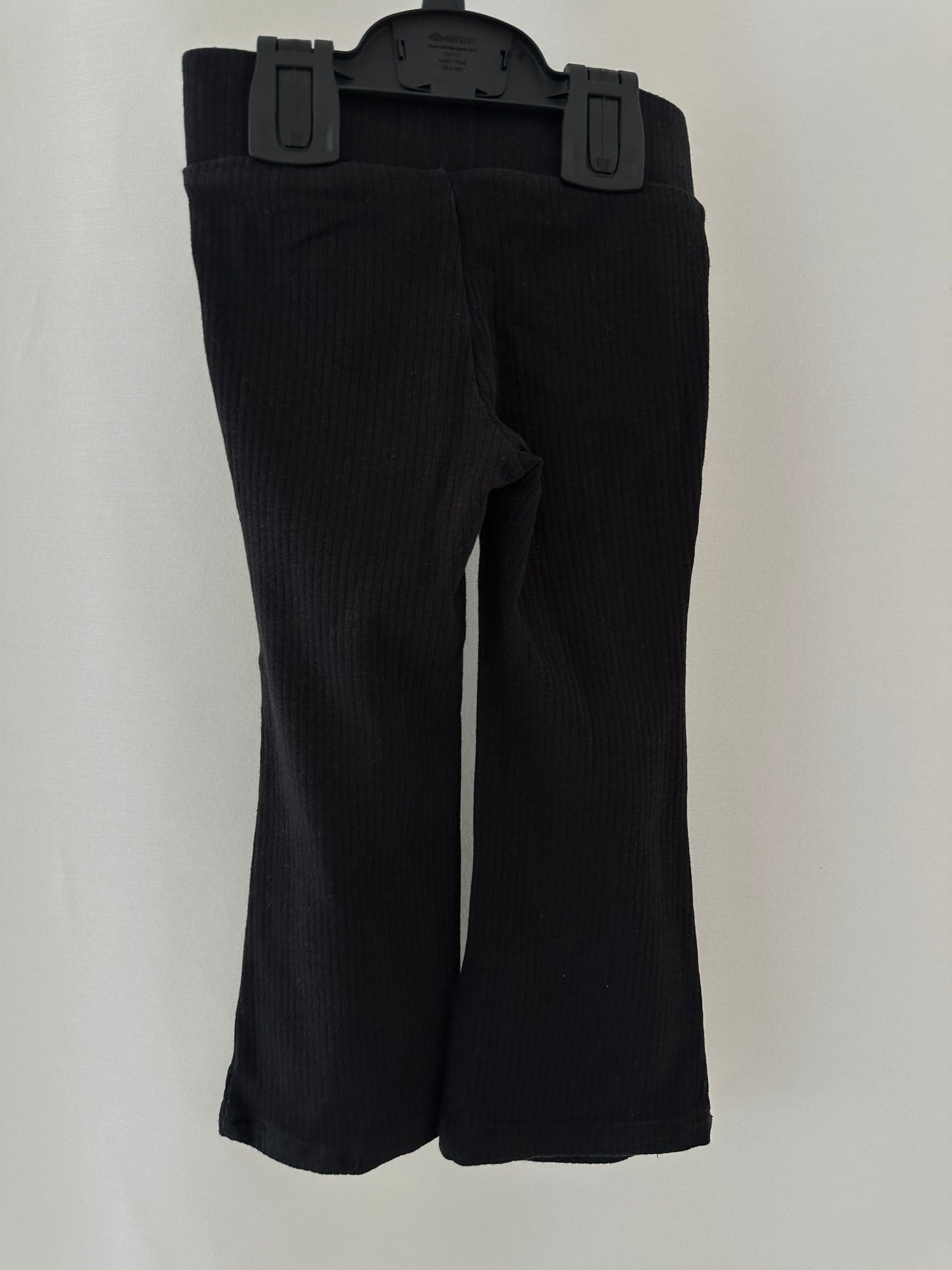 Stoffhose schwarz Gr. 104