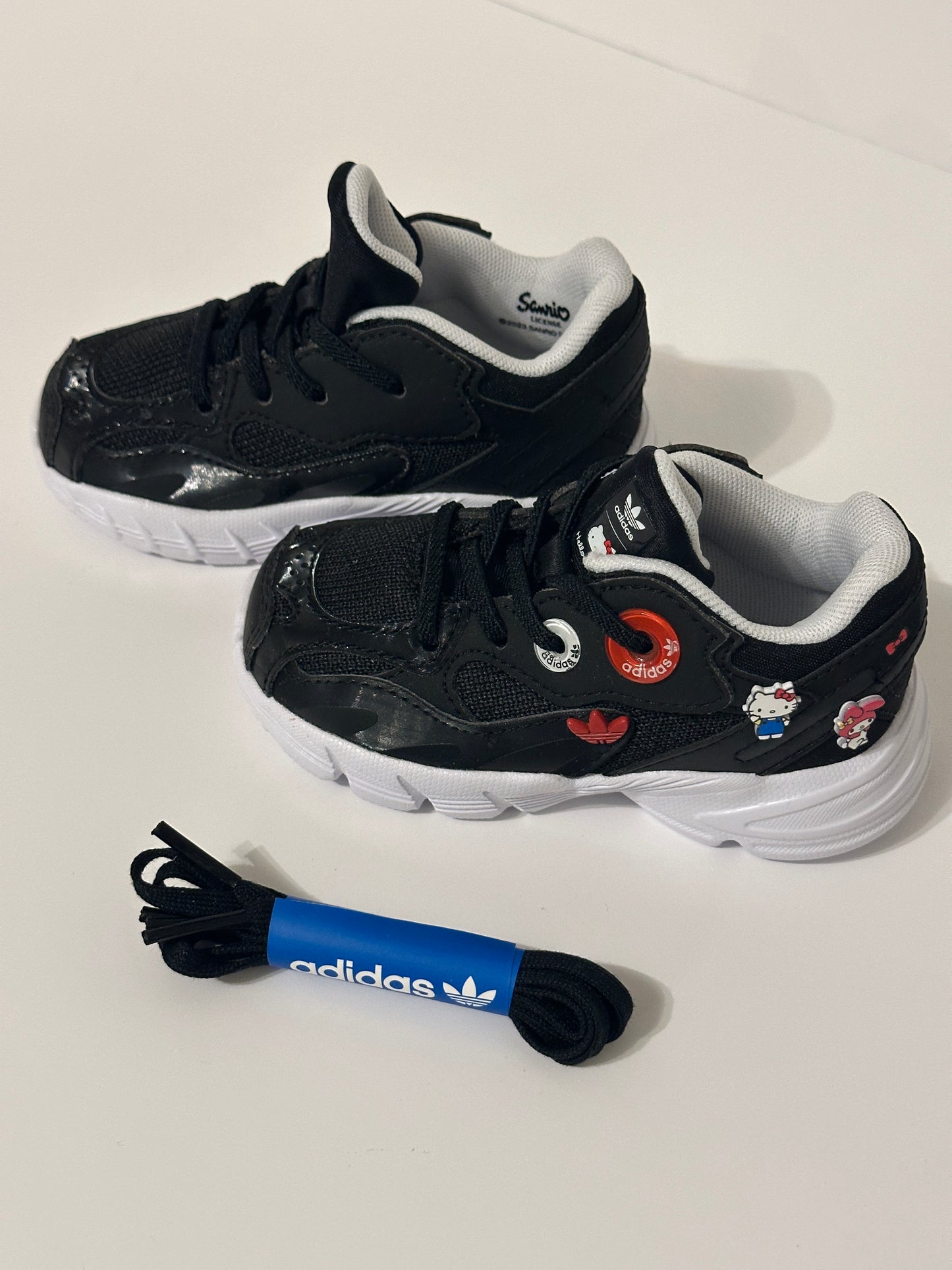 Schuhe Adidas Astir (ungetragen) Gr. 21