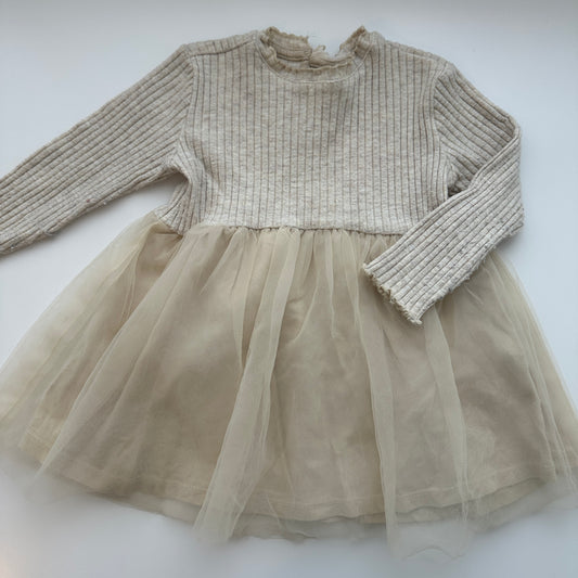 Kleid mit Tüll Gr. 86