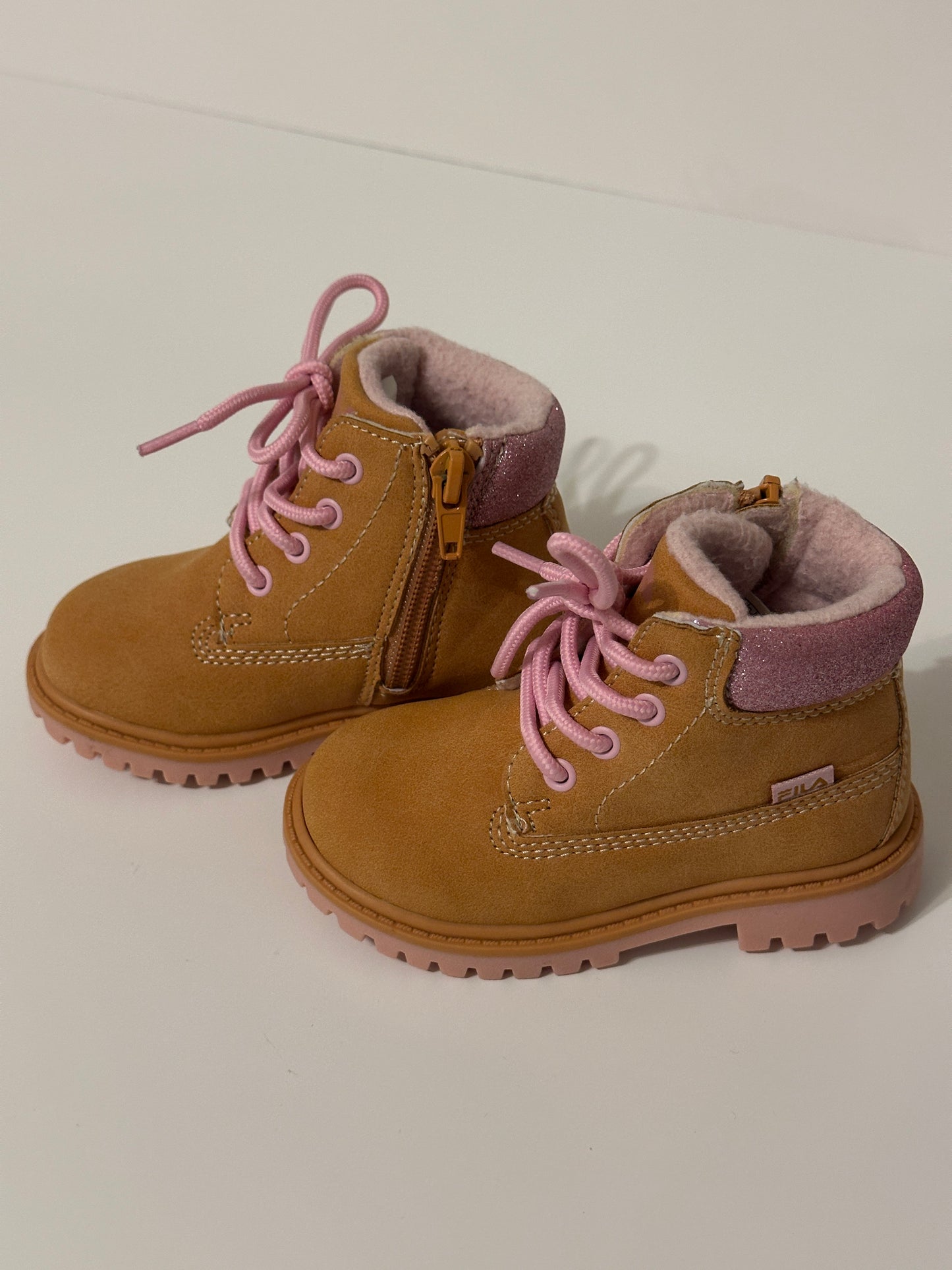 Schnürstiefel (ungetragen) Gr. 21