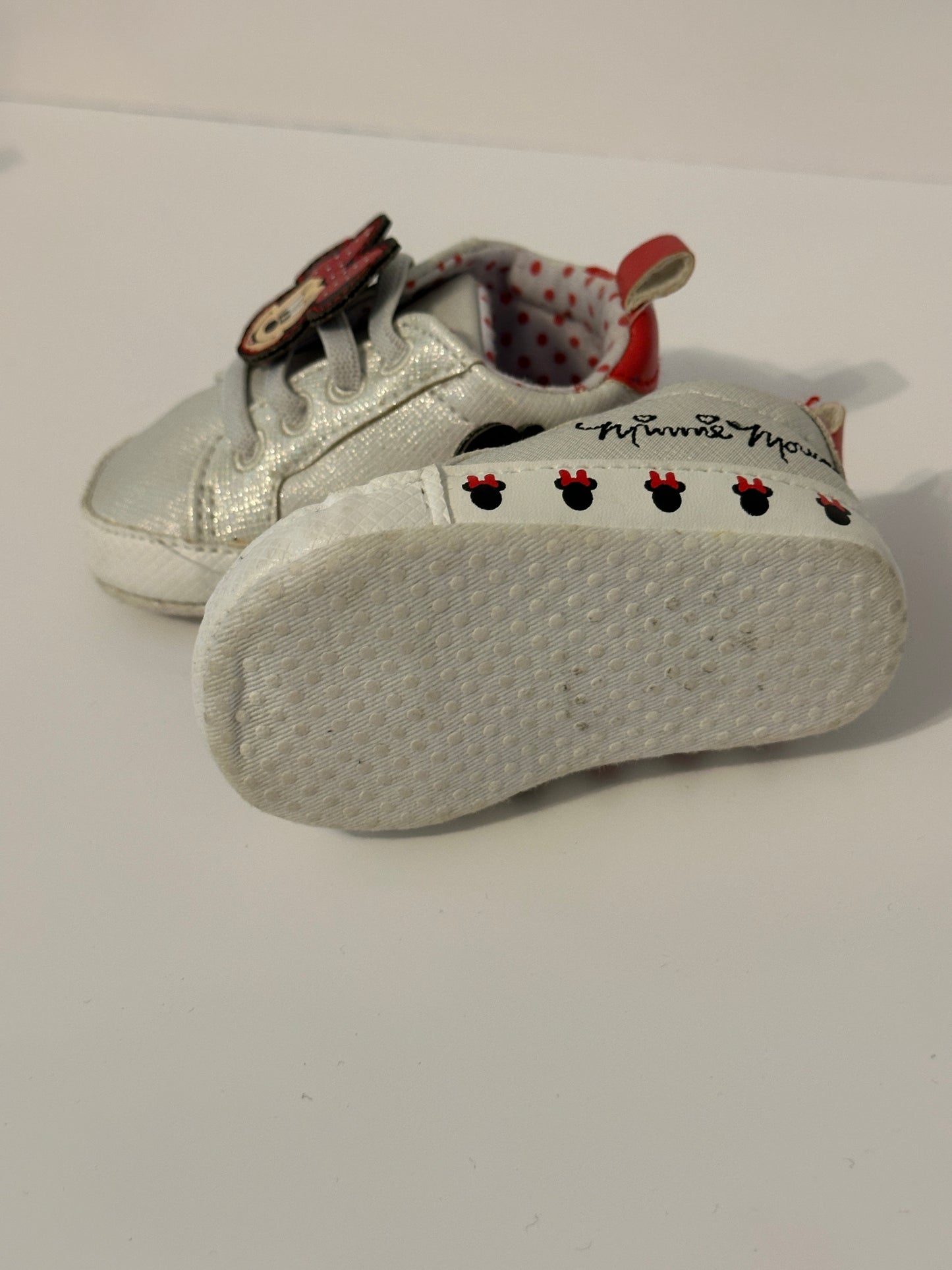 Schuhe Minnie Maus Gr. 16