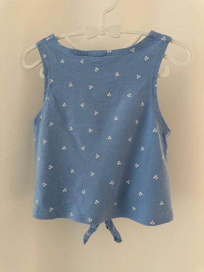 Zweiteiler Sommerset mit kleinen Kirschen