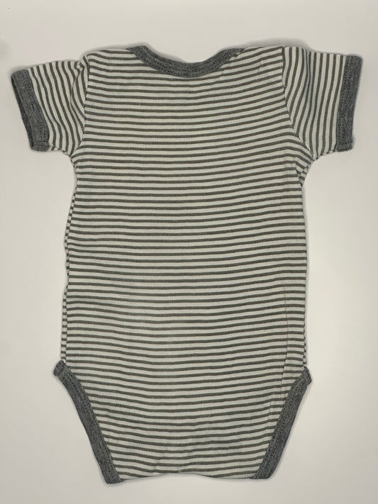 Kurzarmbody gestreift Gr. 56