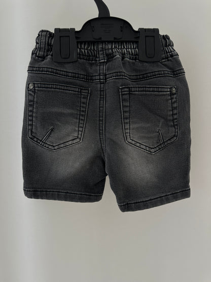 Kurze Hose / Shorts mit Bändeli Gr. 86