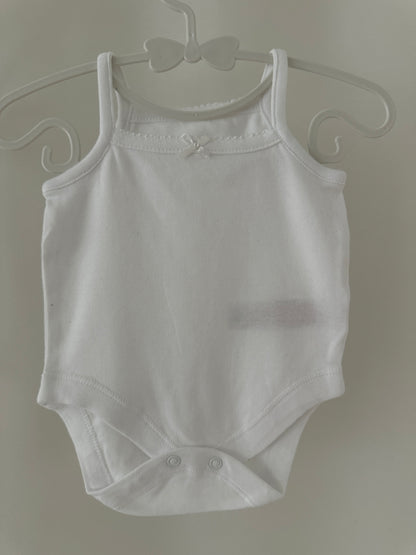 Unterhemd mit Schlaufe