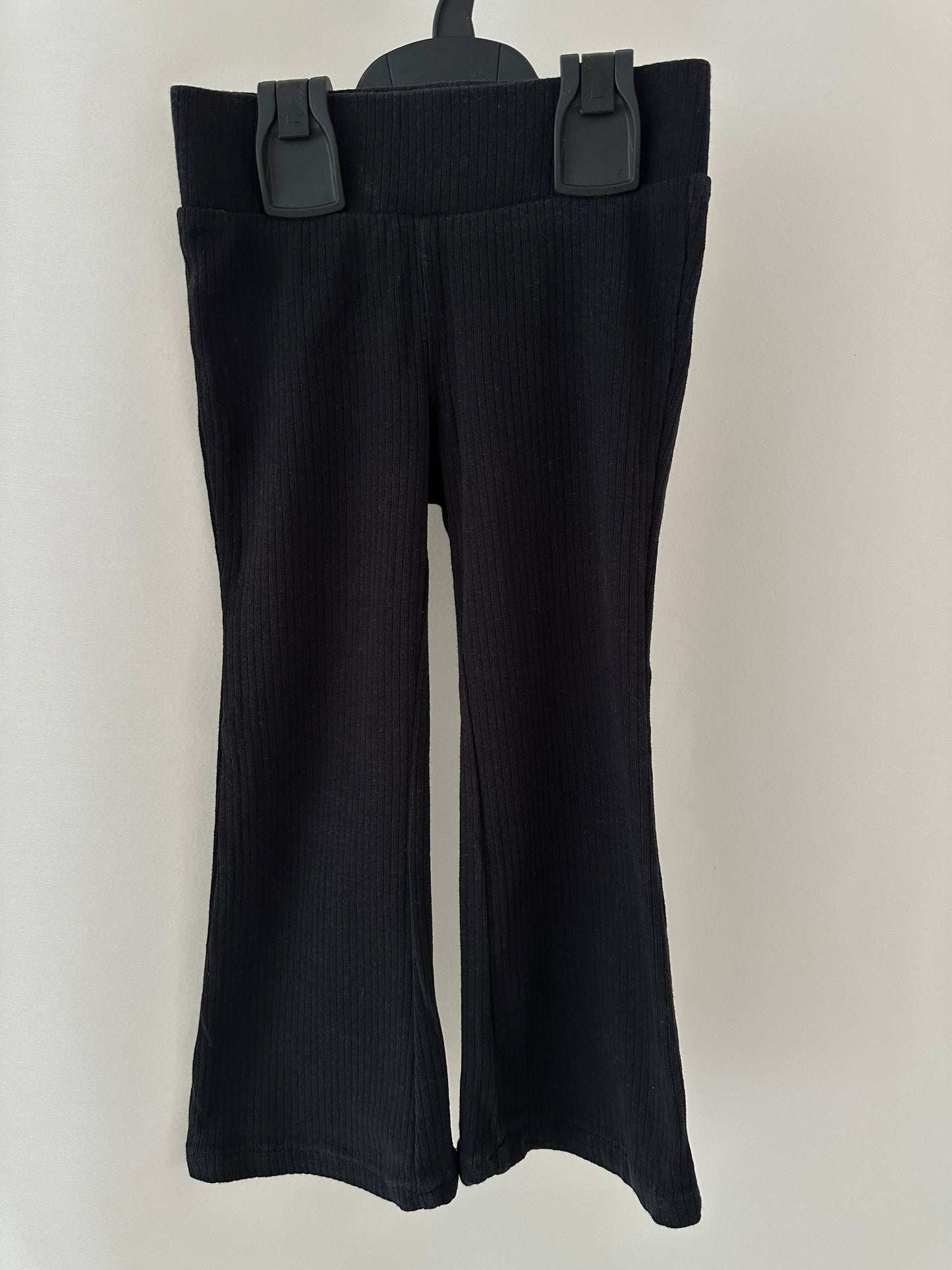 Stoffhose schwarz Gr. 104