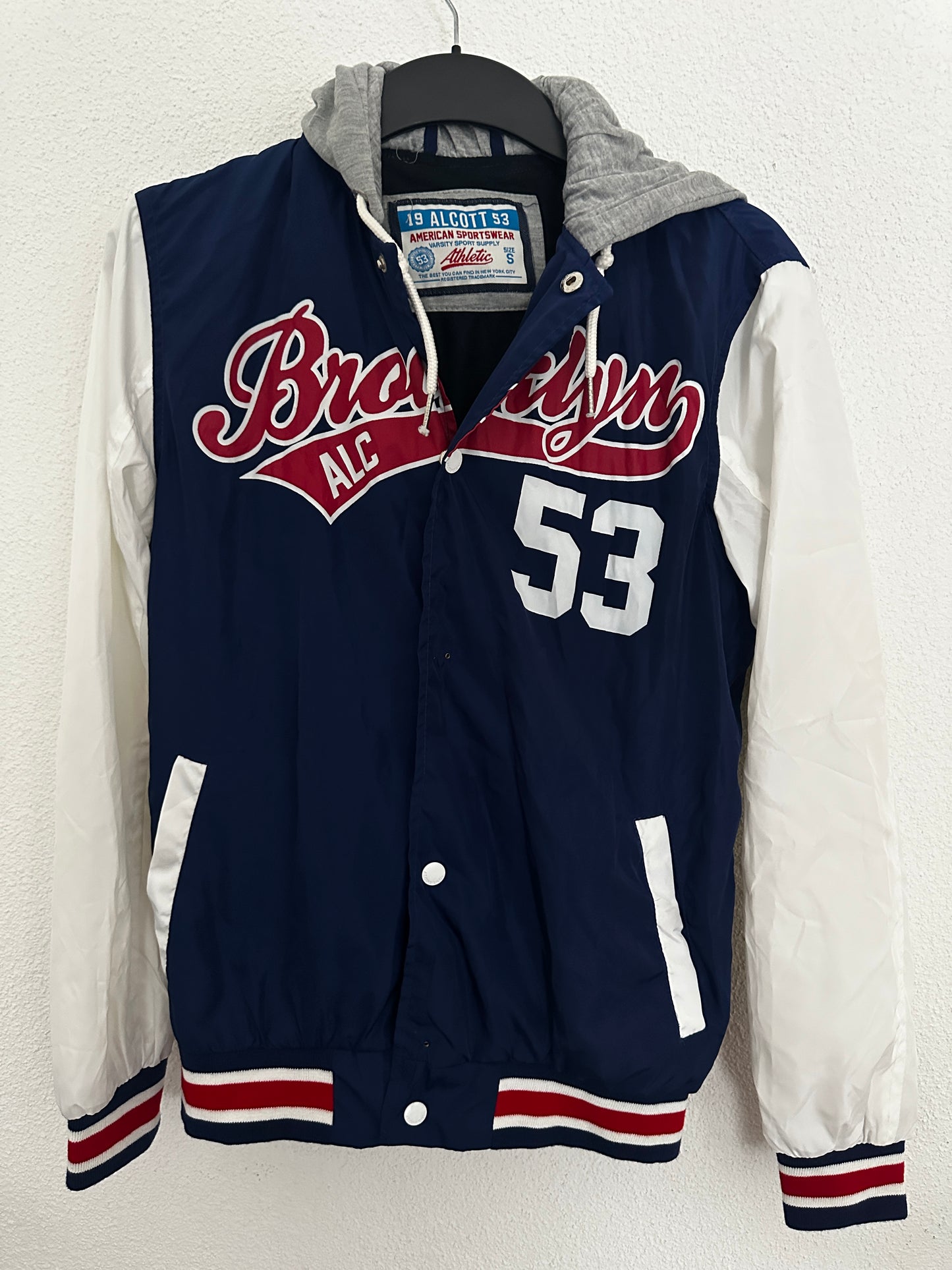 Collegejacke Gr. 164/S