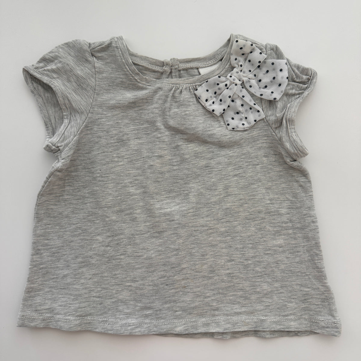 H&M Mädchen T-Shirt mit grosser Schleife Grau Gr. 80