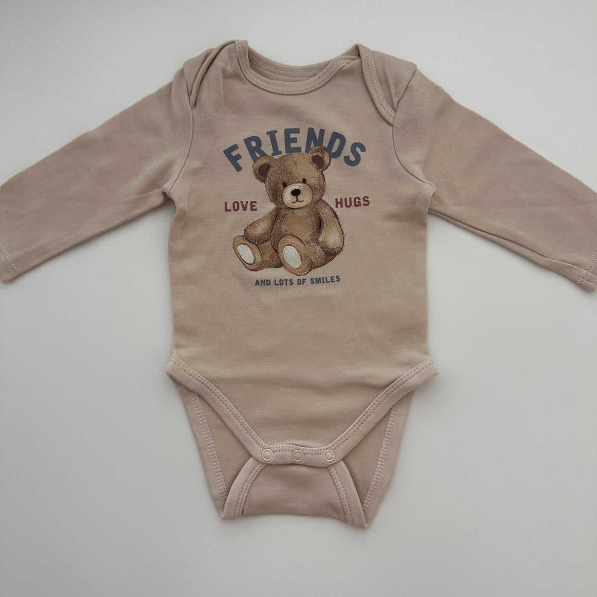 C&A Baby Langarmbody Beige mit Teddy-Motiv – Grösse 62