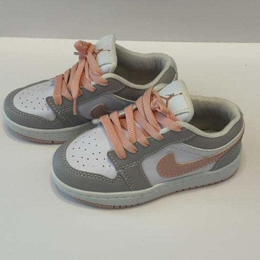 Nike Jordan Kinder Sneaker Grau/Rosa – Grösse 26