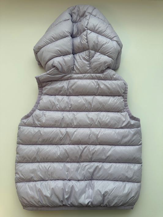 Benetton Steppweste mit Kapuze – Flieder | Gr. 82