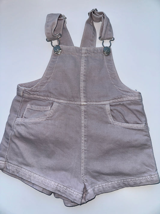 ZARA kurze Latzhose aus Baumwolle – Grösse 86