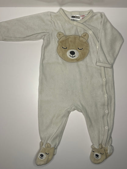 Babystrampler mit Bärenmotiv Gr. 62