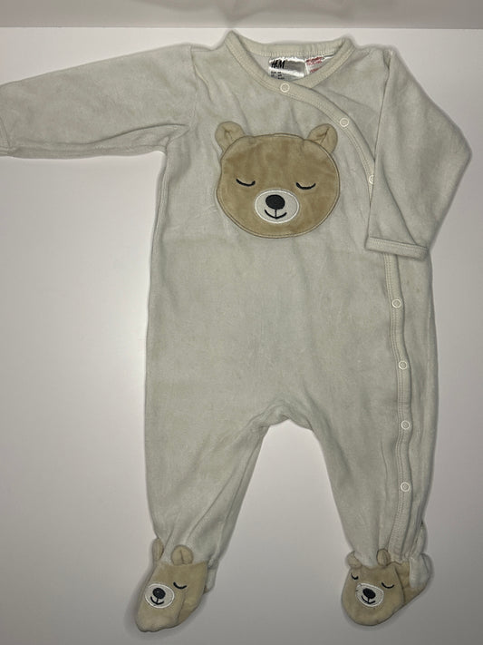 Babystrampler mit Bärenmotiv Gr. 62