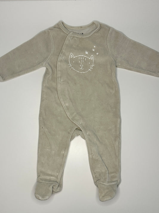 Baby Einteiler / Strampler mit Füssen Gr. 62