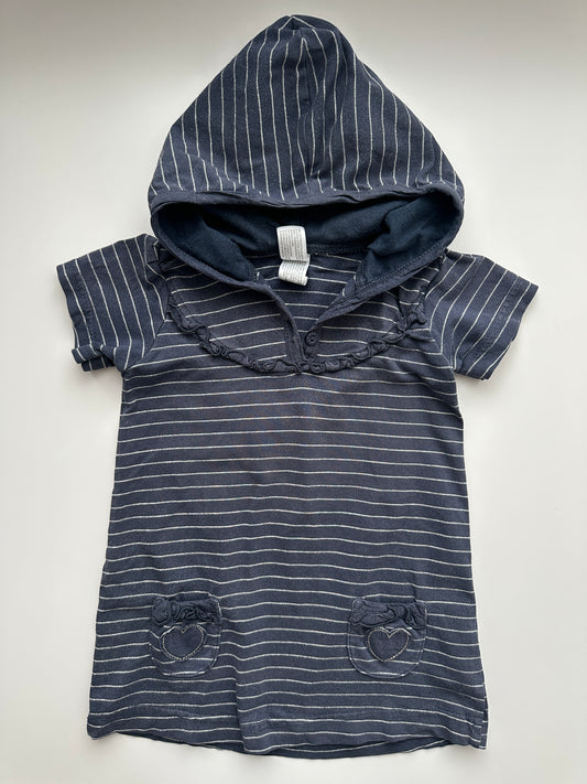 Baby Club Kapuzenkleid Gr. 86 – Dunkelblau gestreift mit Herztaschen