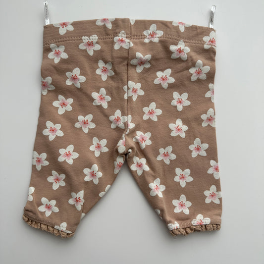 C&A Baby Leggings Blumen Gr. 62 – Beige mit Blütenmuster