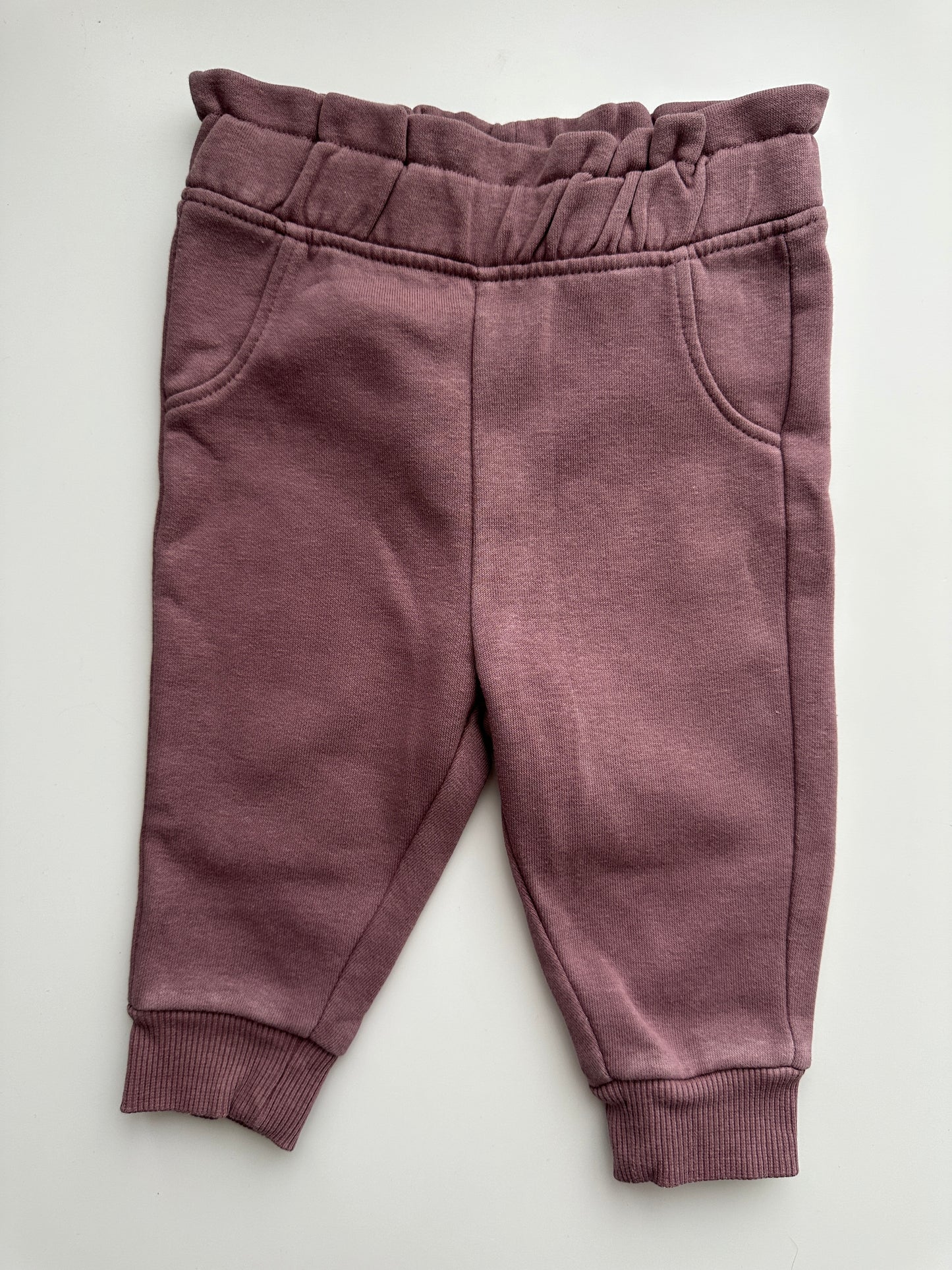 Baby Jogginghose Altrosa Gr. 62/68 mit Rüschenbund