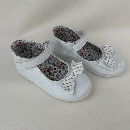 Festliche Mädchen Ballerinas Weiss mit Schleife Gr. 21