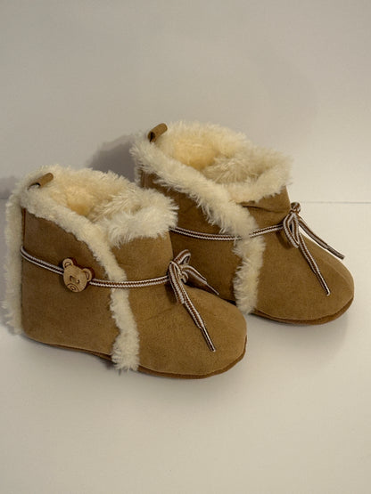 Gefütterte Schuhe 9-12 Mt