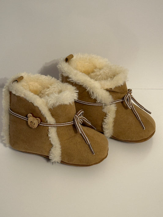 Gefütterte Schuhe 9-12 Mt