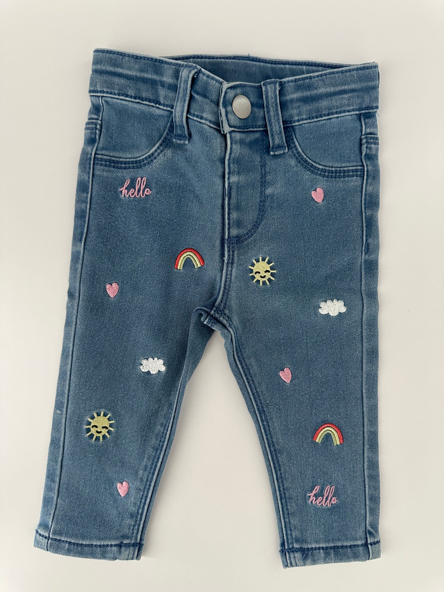 Baby Jeans mit Stickerei Gr. 68 – Regenbogen & Herzen