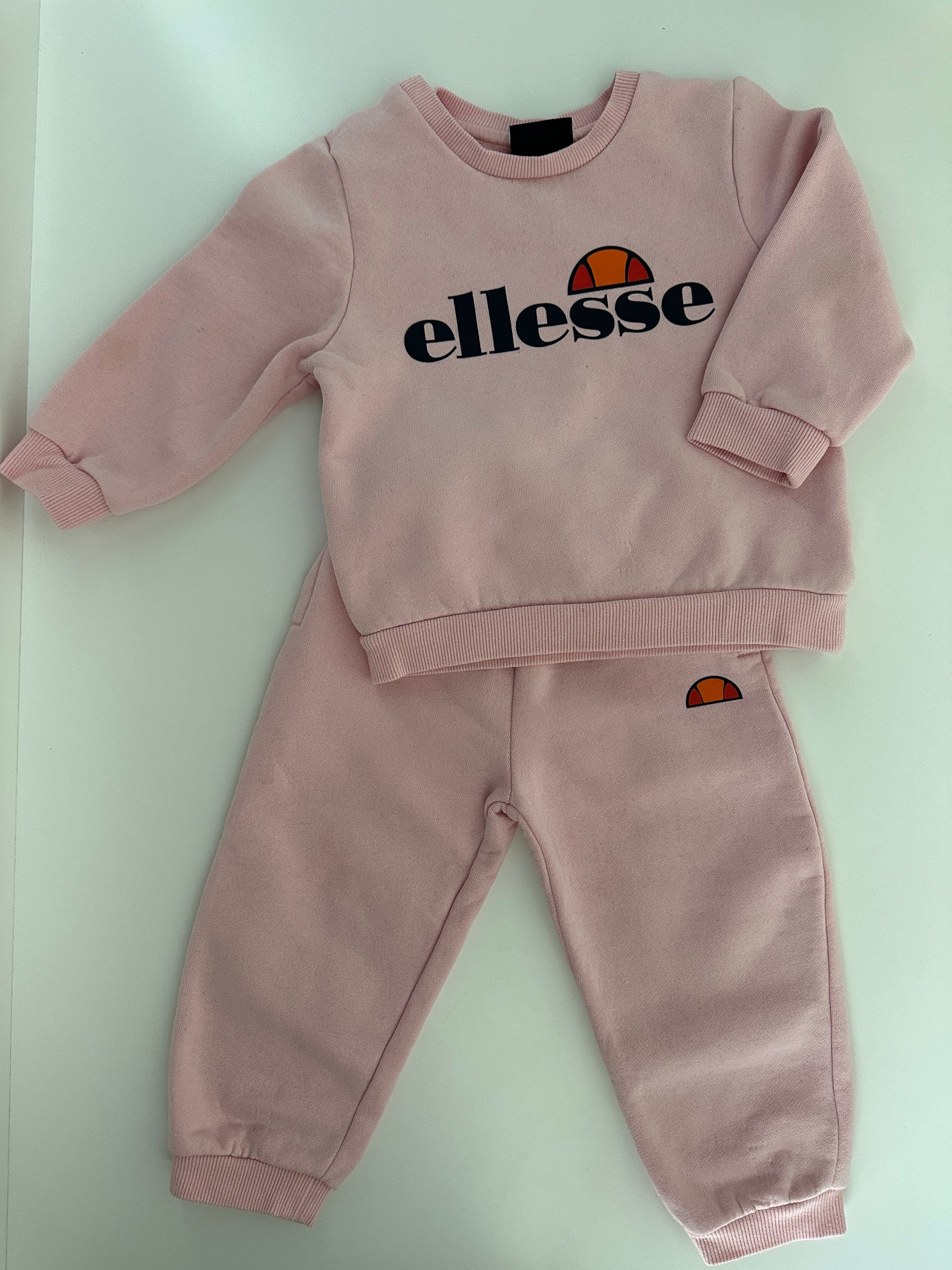 Ellesse Trainingsanzug Rosa Gr. 86/92 – Sweatshirt & Jogginghose