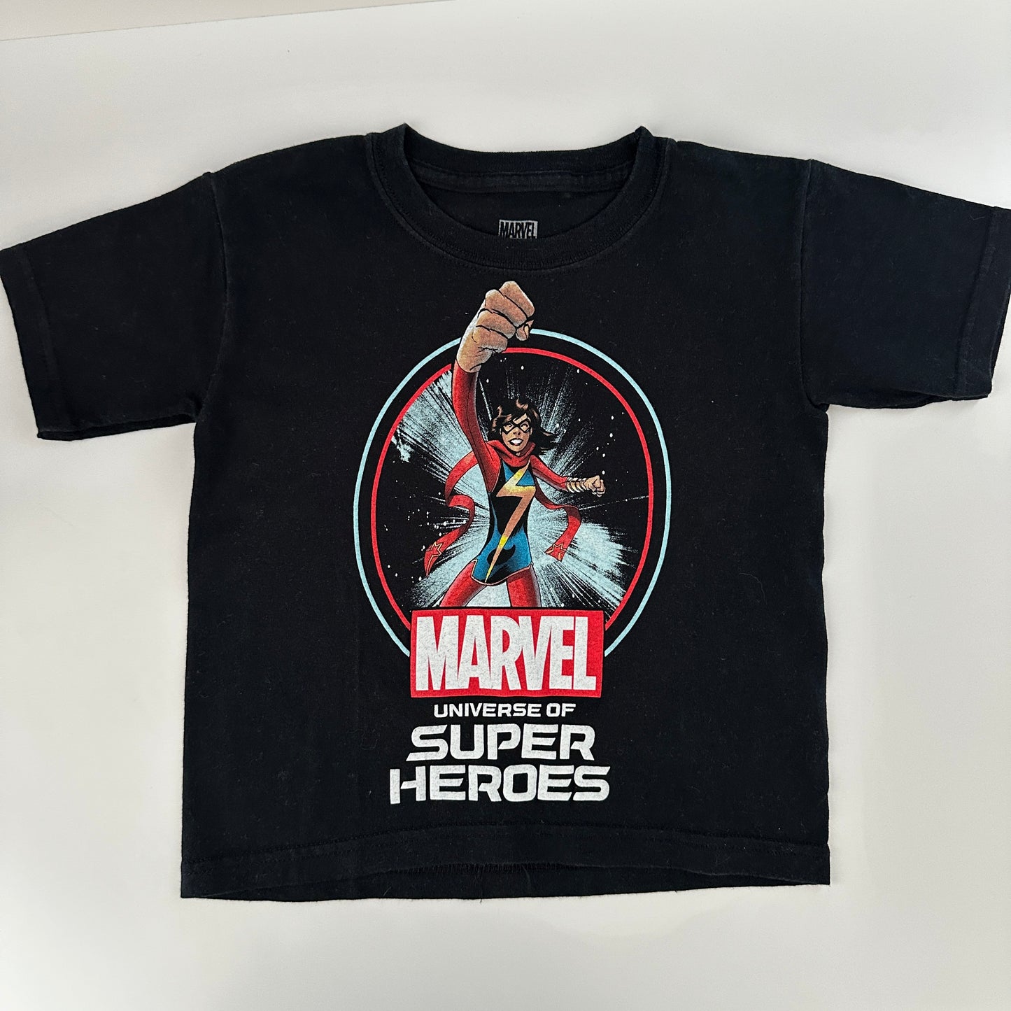 Marvel Super Heroes T-Shirt Schwarz Gr. 110/116 – Superhelden Print