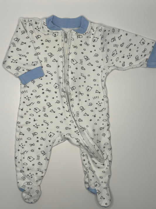 Strampler / Pyjama mit Füsschen Gr. 56