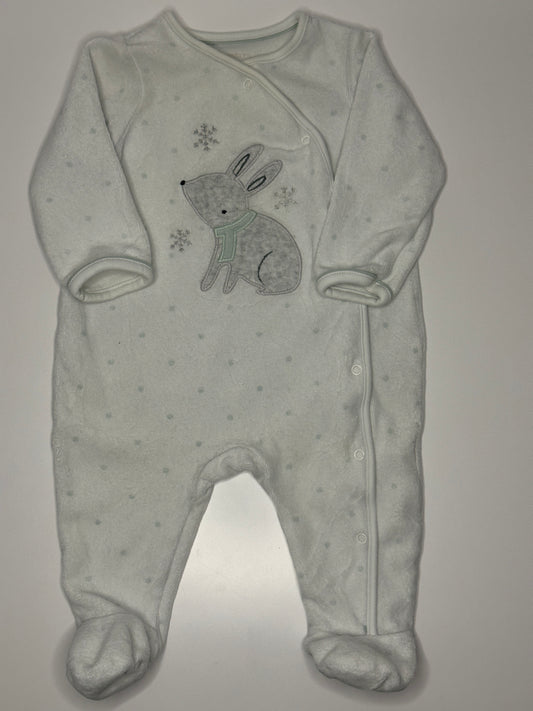 Flauschiger Pyjama mit Häschenmotiv Gr. 68