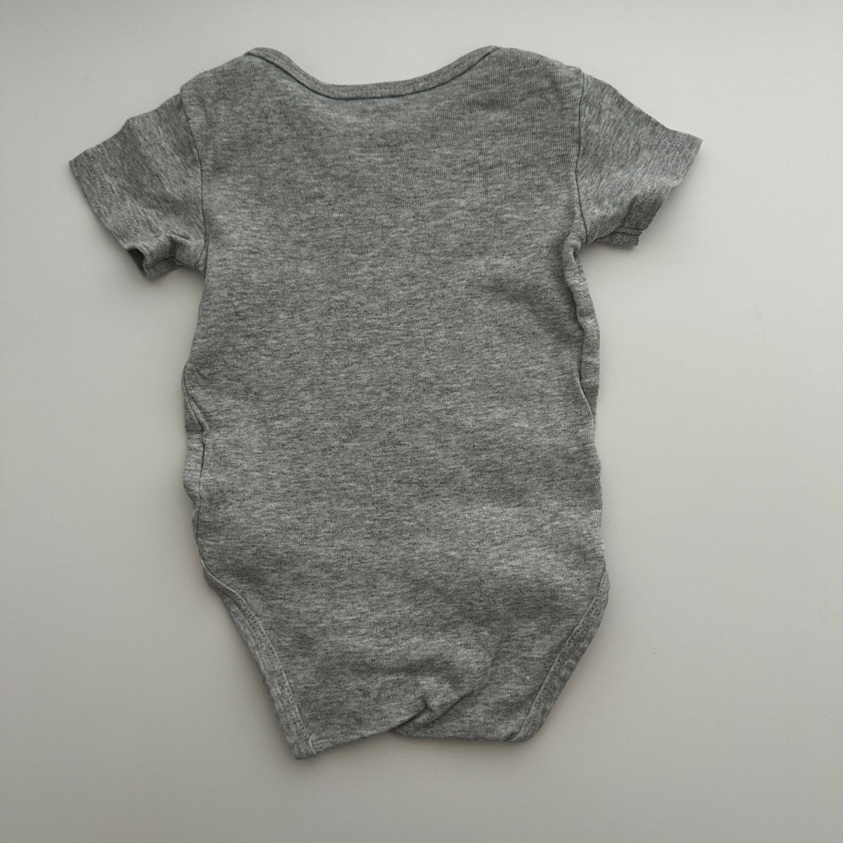 H&M Baby Kurzarmbody Grau Gr. 68 Bio-Baumwolle