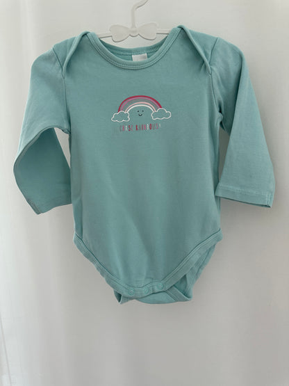 Body langarm mit Regenbogen Gr. 74